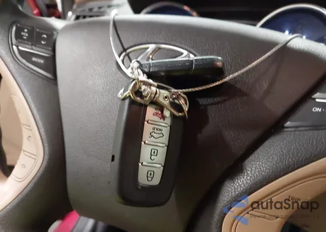 2013 Hyundai Sonata Limited 2.0T z USA, uszkodzony, nr VIN 5NPEC4AB7DH648593